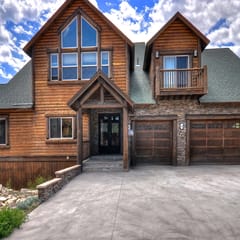 Castle Glen Dream Estate! Spa, movie theater, lake and mountain views!