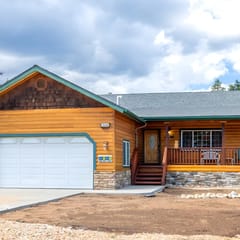 Spa & Game Room - Family-Friendly Big Bear Retreat