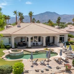Gorgeous 5 bedroom Pool Estate! Large yard, pool table, spa! #259174