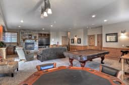 Sky High Estate has amazing lake views! Spa and Pool Table!