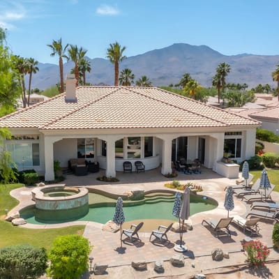 Expansive 5 bedroom Pool Estate! Large lot and pool table! #259174