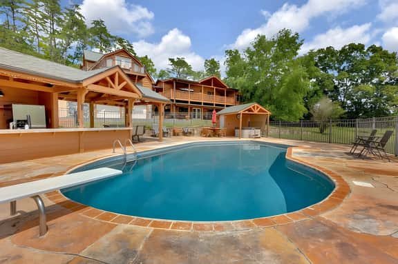Epic 3 acre Smoky Mountain Cabin with outdoor pool