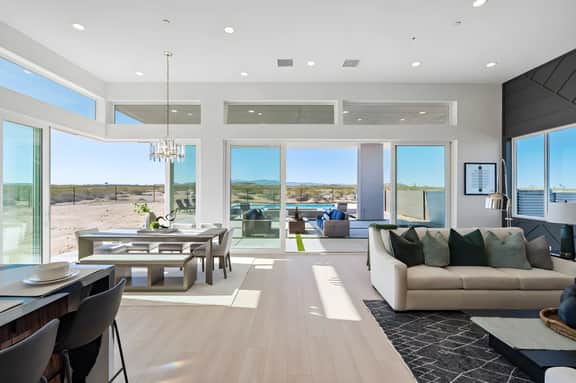 Desert Seclusion offers Pickleball, Pool, Spa, incredible stargazing