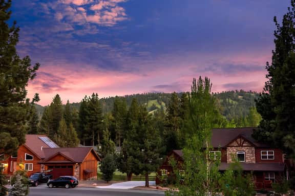 Incredible Big Bear Estate, pool table, spa, views! AC!!
