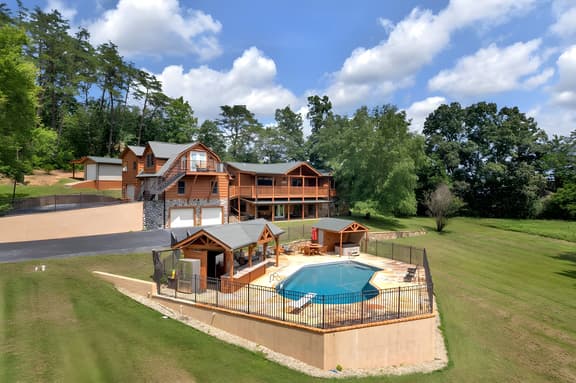 Epic 3 acre Smoky Mountain Cabin with outdoor pool