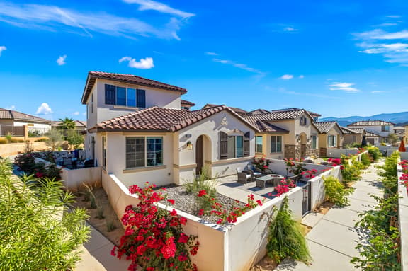 Brand New at PGA West, views, community pool, sleeps 10 #254654